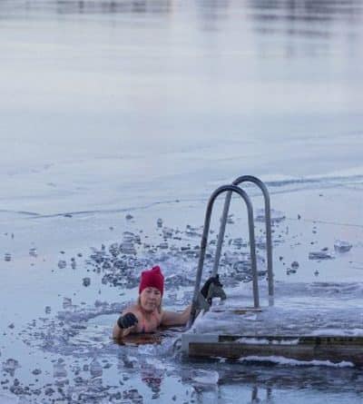 Expert Advice: What Are Cold Plunge Benefits and Risks